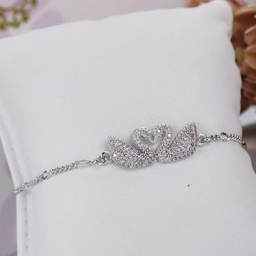 اسوارة سوارو بطتين