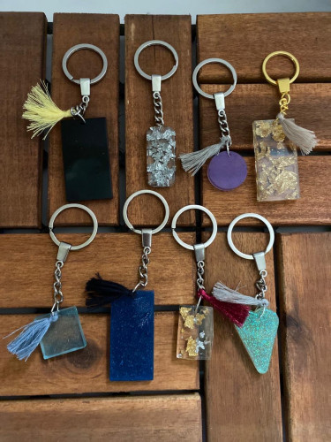 ميداليات بالطلب بالحبه لطلب التصميم التواصل 054158...