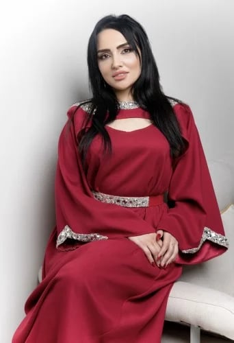 فستان الكريستال
