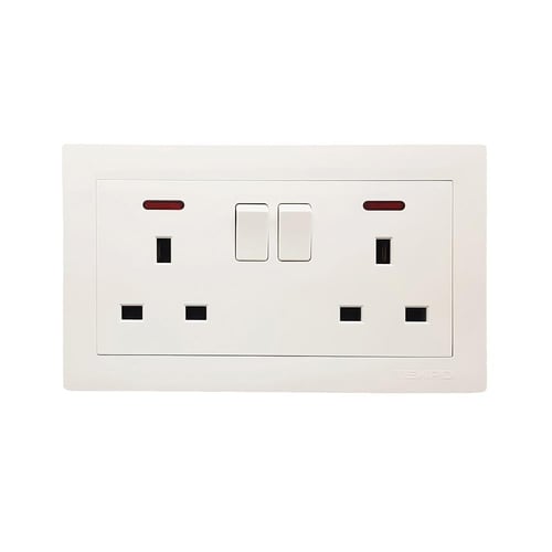 فيش ثلاثي مزدوج بمفتاح 13 أمبير تيمبو