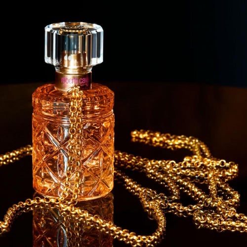 عطر روبرتو كفالي فلورنس عنبر او دو برفيوم 75مل