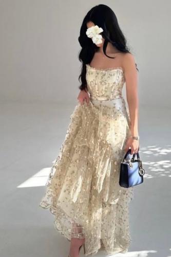 فستان مورّد بدون أكمام