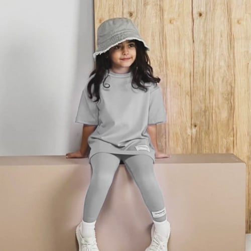 ترنق أطفال من ذا جفنج موفمنت