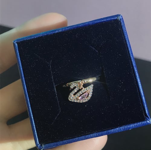 خاتم البجعة سوارفسكي