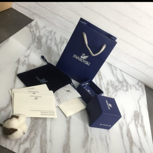 خاتم الهبه فضي سوارفسكي مع الملحقات