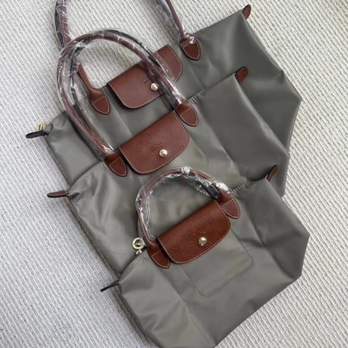 شنطة لونق شانب التوت باق