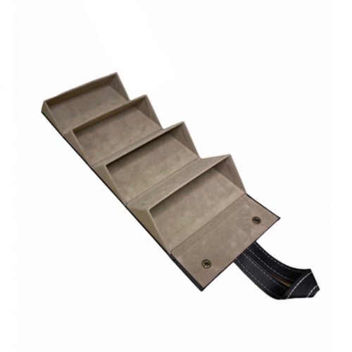 حافظة نظارات جلد سوداء