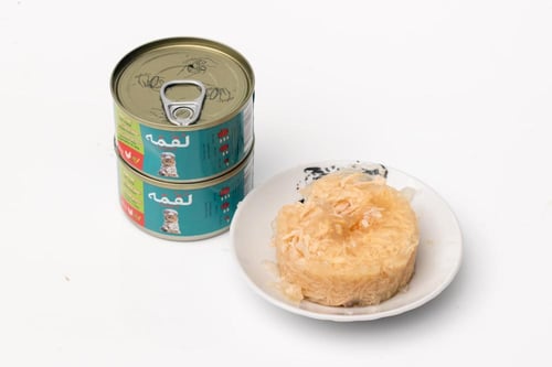 طعام رطب بالدجاج و الخضار مع الجيلي85g من شركة لُق...