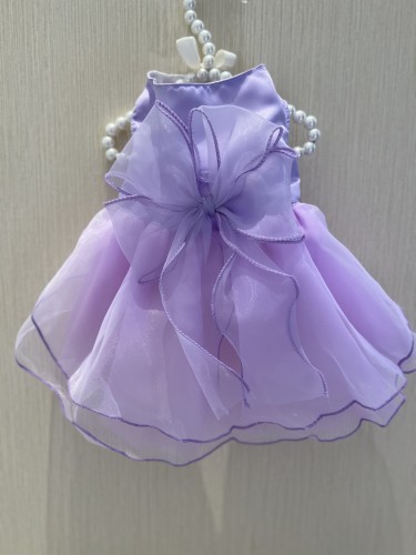 فستان للحيوانات الأليفة