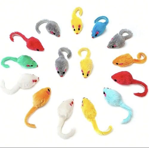 لعبة فأر للقطط