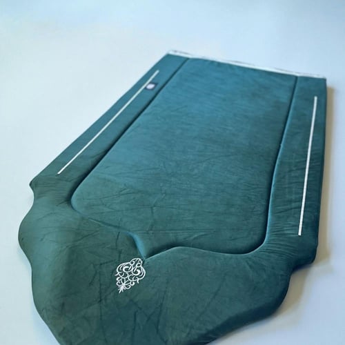 سجاده فقط تصميم المحراب المطرز من نور صله