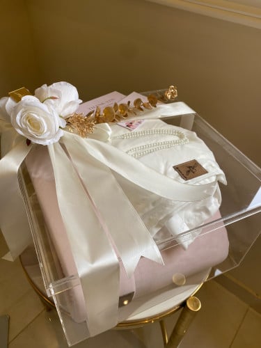 طقم وردي مع بوكس