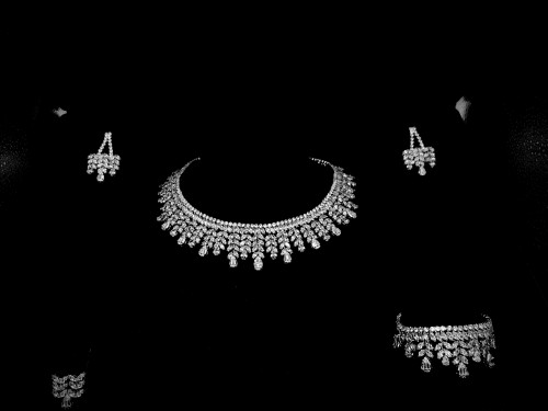 طقم زيركون مطلي O&A