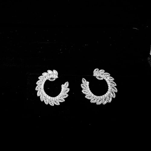 ) O&A حلق زيركون مطلي فضي