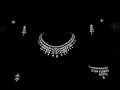 طقم زيركون مطلي O&A