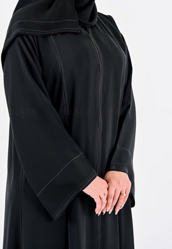 عباية كلوش مطرزة
