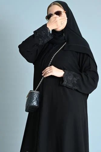 عباية الكريب الملكي السوداء بأكمام دانتيل