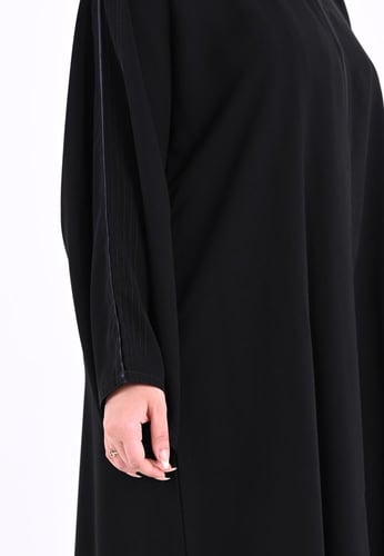 عباية تحديد ساتان بكم مربع