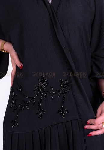 عباية كتف مشغولة بخرز