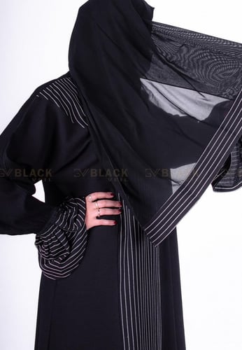 عباية كتف اكمام منفوخة