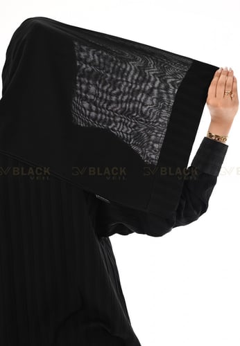 عباية كتف كم مقلوب