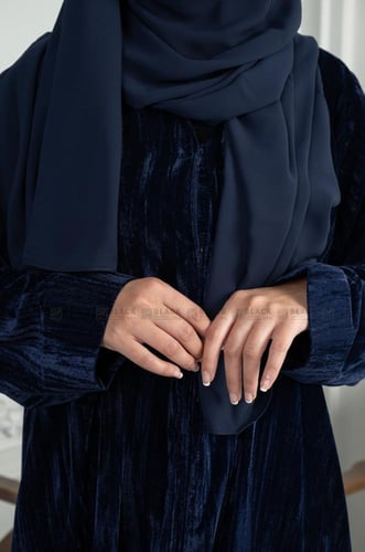 عباية شتوية مخمل