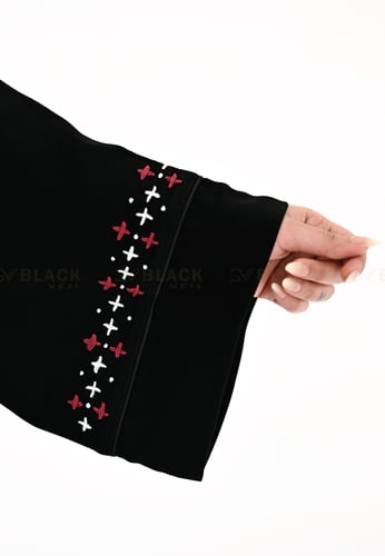 عباية كتف مطرز