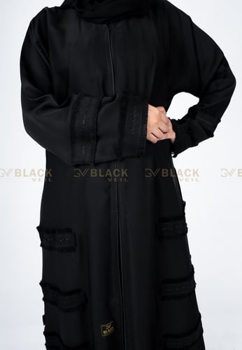 عباية كتف كم عادي