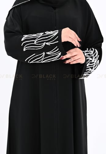 عباية كتف مطرز