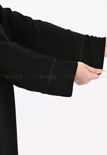 عباية كتف مطرز