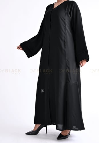 عباية سوداء كم مربع