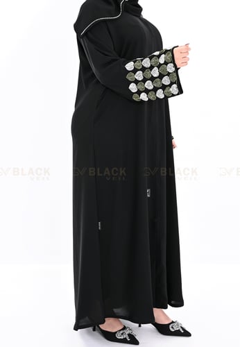 عباية كتف مطرز