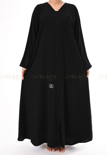 عبايات كتف مطرزة