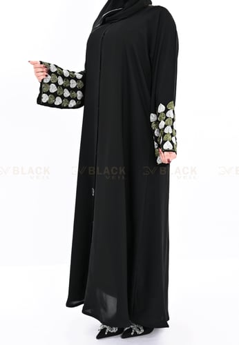 عباية كتف مطرز