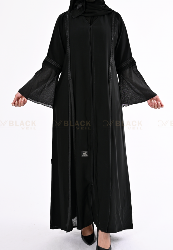عباية كتف زرار نص كلوش