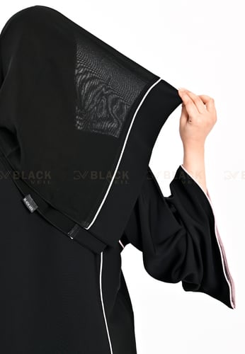 عباية كتف محددة بقيطان