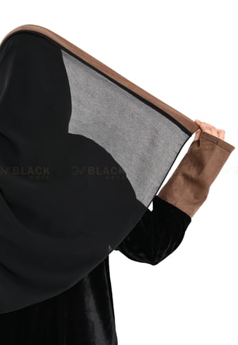 عباية كتف مخمل