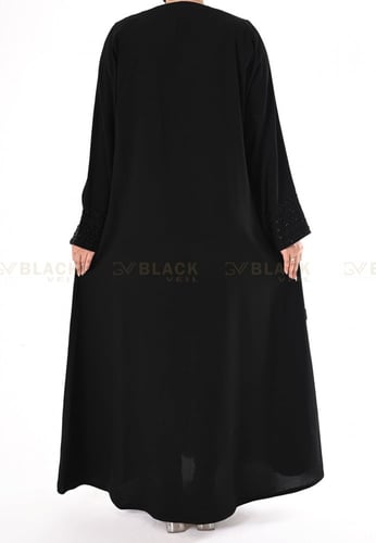 عبايات كتف مطرزة