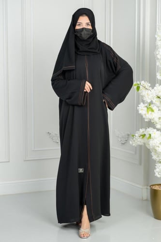 عباية مطرزة