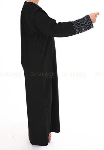 عباية كتف مطرز