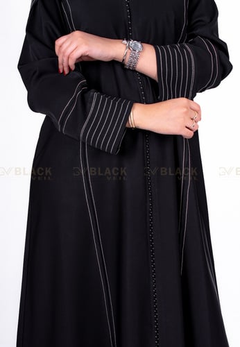 عباية كتف كريب ملكي مقلم