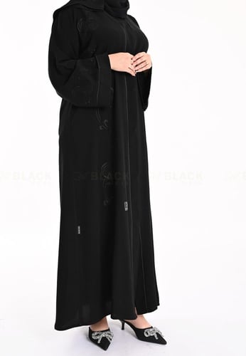 عباية كتف مطرز