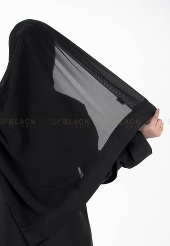 عباية كتف سادة بقيطان