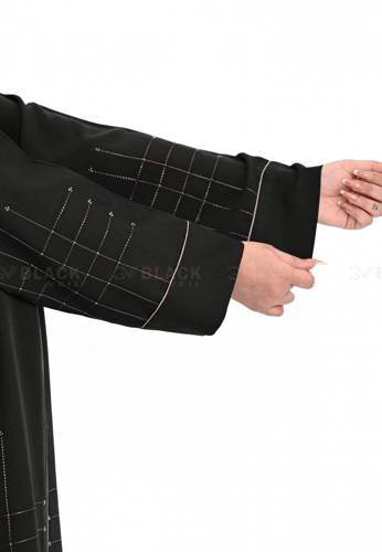 عباية كتف مطرز