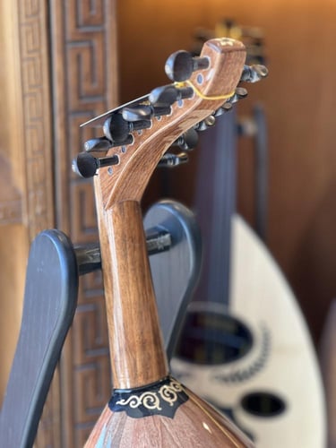 عود زرياب موديل عراقي رقم 19