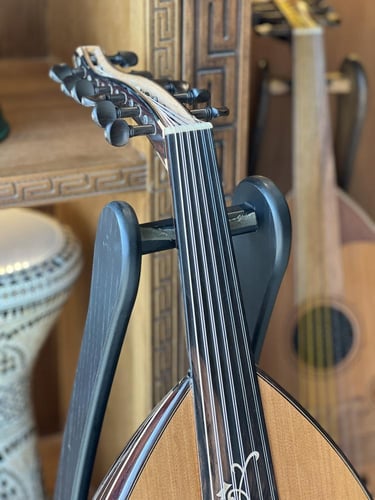 عود زرياب موديل عراقي رقم 19