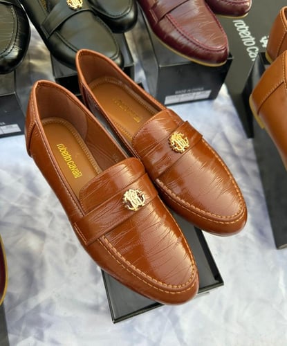 شوزات برتو كفالي