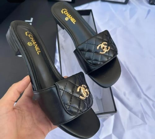 سليبر شانيل هاي كوالتي بعلبة الماركة