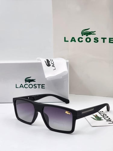 ثلاث نظارات ب 200 ريال