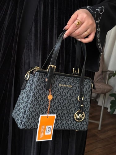 شنط مايكل كروس